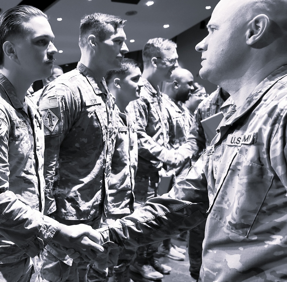 725th TRANSPORTATION COMPANY AWARDS SOLDIERS FOR ACHIEVEMENT DURING EUCOM DEPLOYMENT