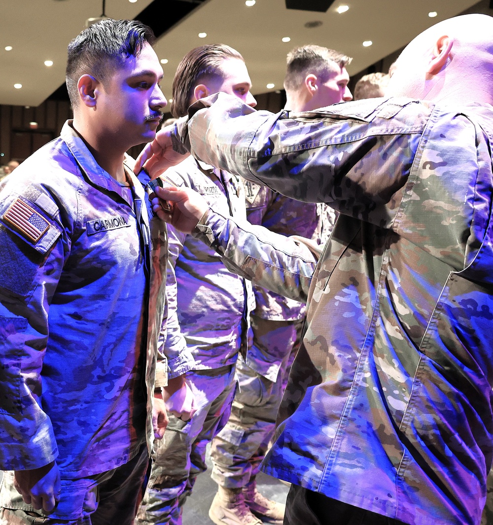 725th TRANSPORTATION COMPANY AWARDS SOLDIERS FOR ACHIEVEMENT DURING EUCOM DEPLOYMENT