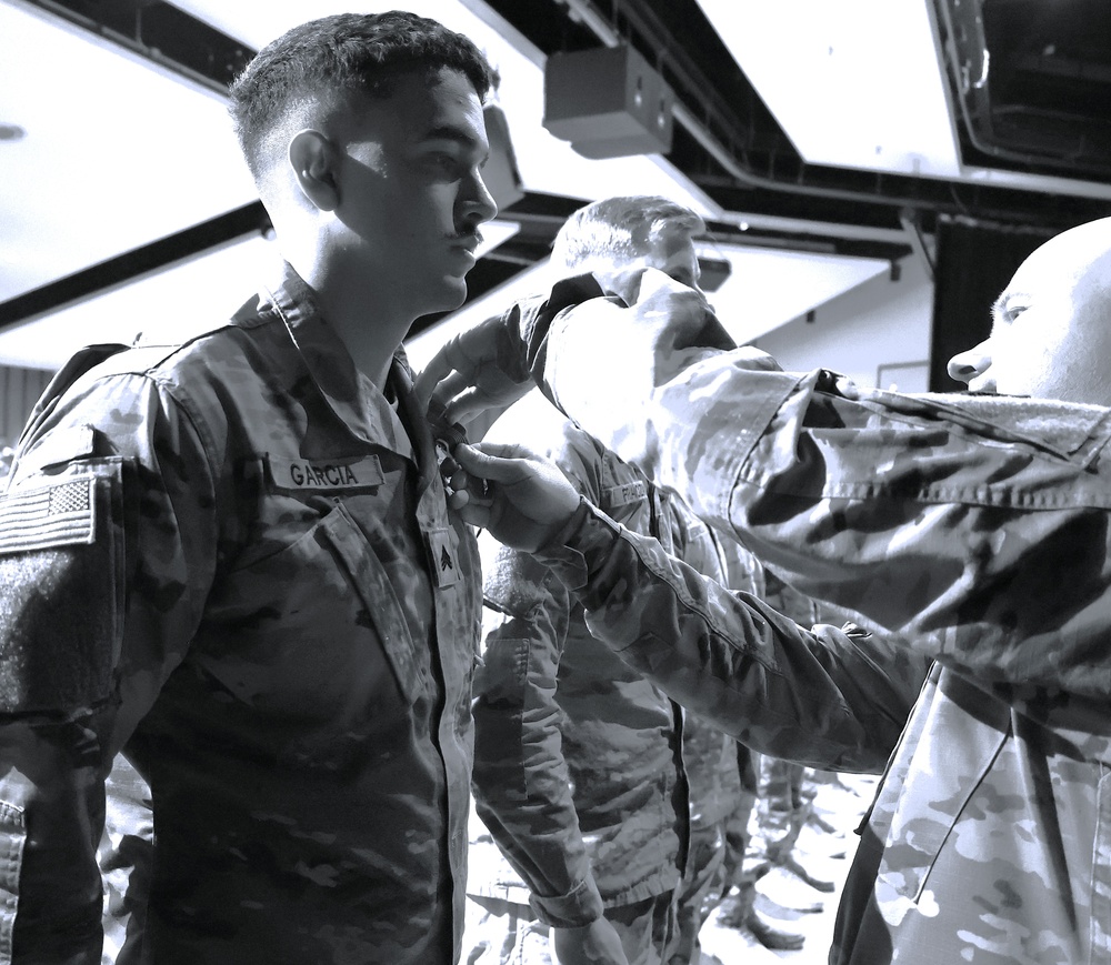 725th TRANSPORTATION COMPANY AWARDS SOLDIERS FOR ACHIEVEMENT DURING EUCOM DEPLOYMENT