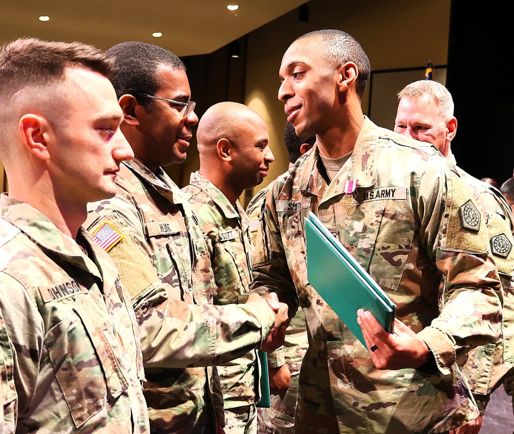 725th TRANSPORTATION COMPANY AWARDS SOLDIERS FOR ACHIEVEMENT DURING EUCOM DEPLOYMENT