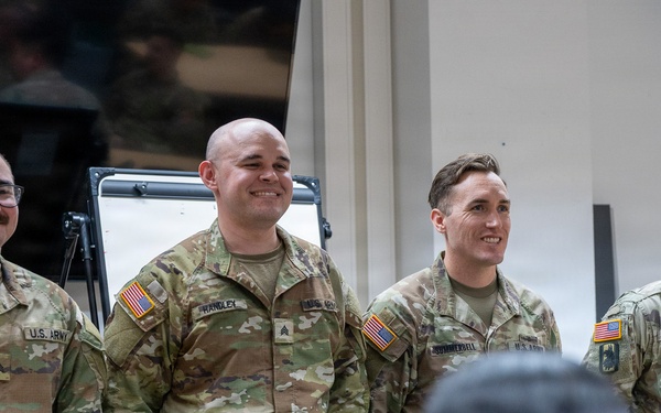 Soldiers Graduate the Army Space Course