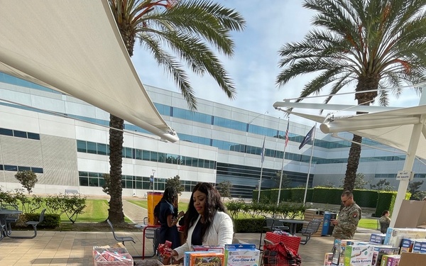 Santa Touches Down Early at LA AFB to Help SBD 3 Spread Holiday Cheer
