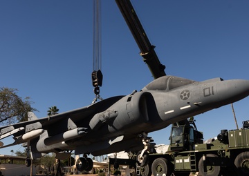 MCAS Yuma AV-8B Harrier II Static Display Swap