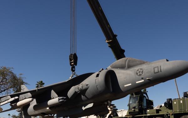 MCAS Yuma AV-8B Harrier II Static Display Swap