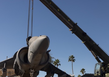 MCAS Yuma AV-8B Harrier II Static Display Swap