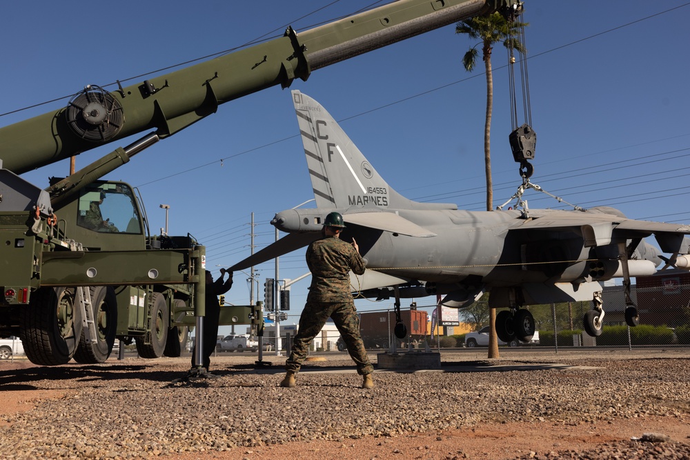 MCAS Yuma AV-8B Harrier II Static Display Swap