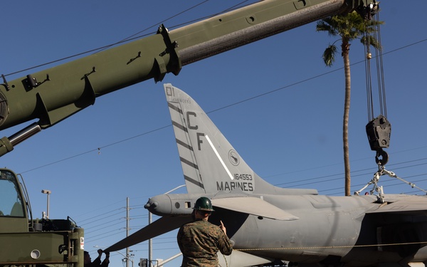 MCAS Yuma AV-8B Harrier II Static Display Swap