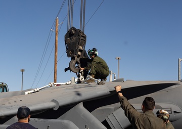 MCAS Yuma AV-8B Harrier II Static Display Swap