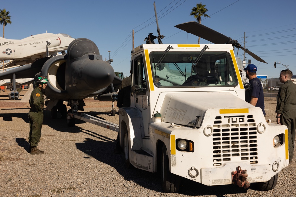 MCAS Yuma AV-8B Harrier II Static Display Swap
