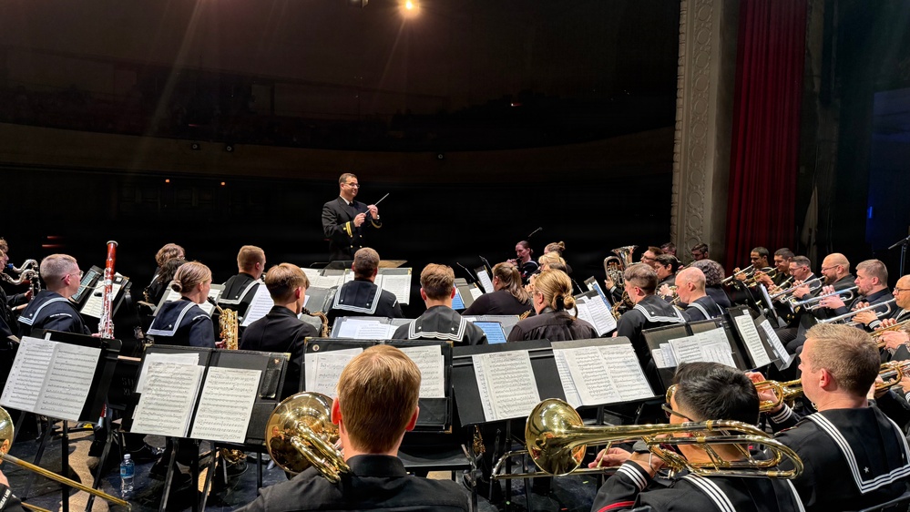 Navy Band Great Lakes Holiday Concert - Southern Illinois University