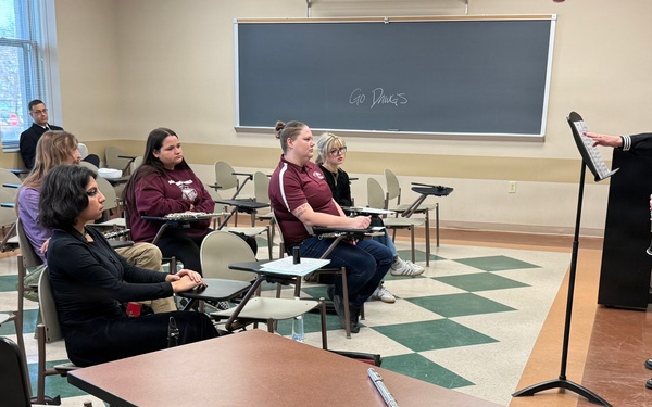 Navy Band Great Lakes Holiday Performance - South Illinois University