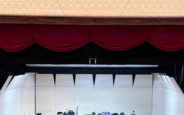 Navy Band Great Lakes Holiday Concert - Southern Illinois University