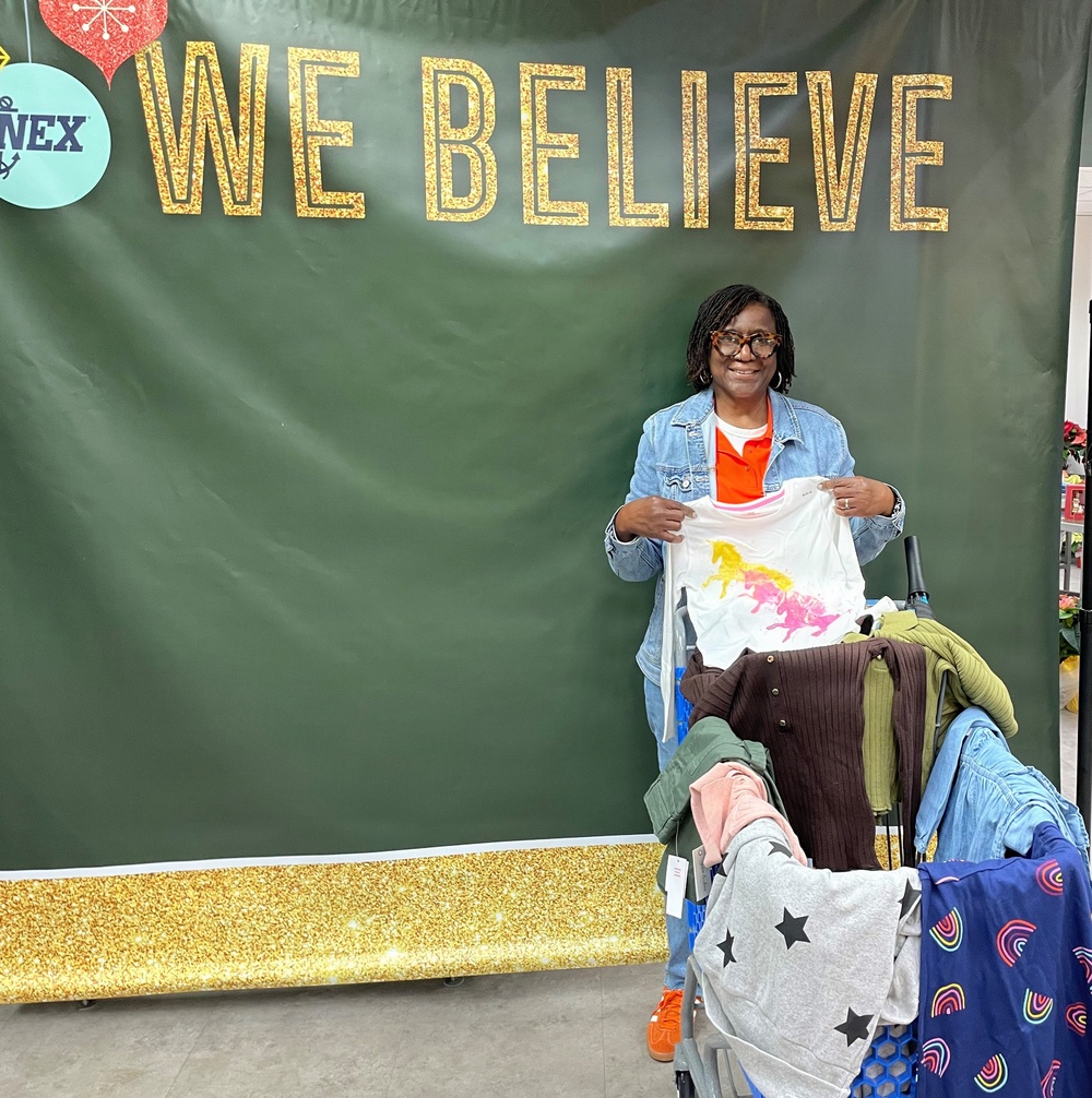 Families Believe in holiday surprises at NEX