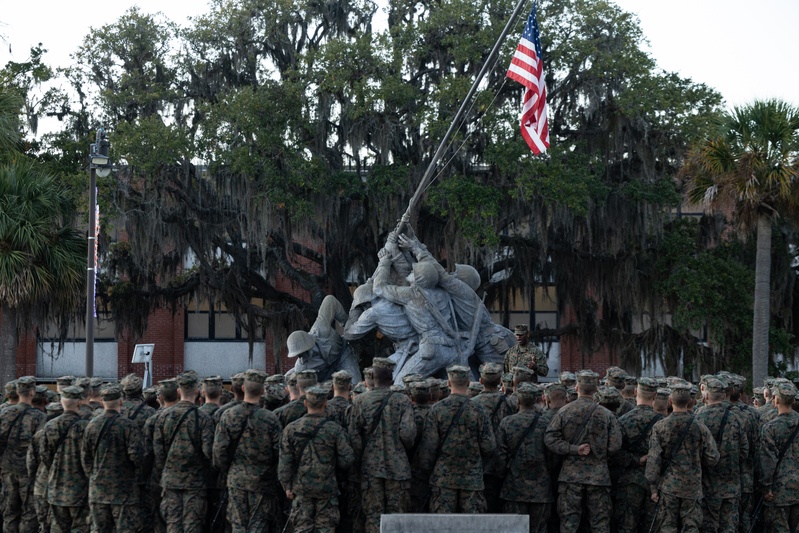 Mike Company Eagle, Globe and Anchor Ceremony
