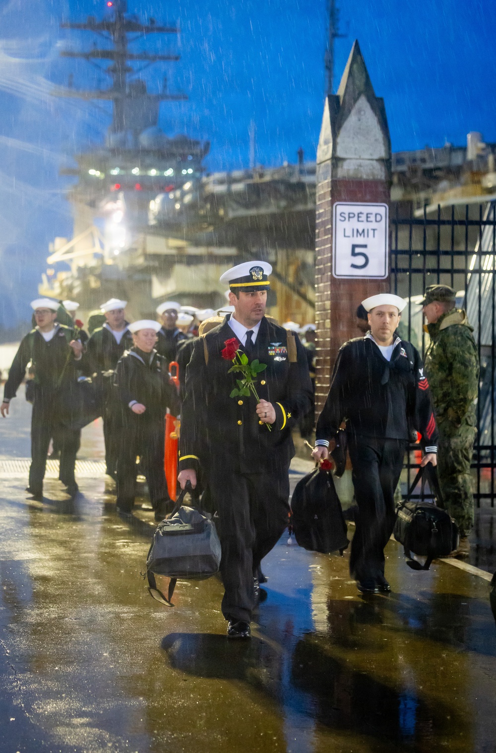 USS Nimitz comes home from nine month deployment.