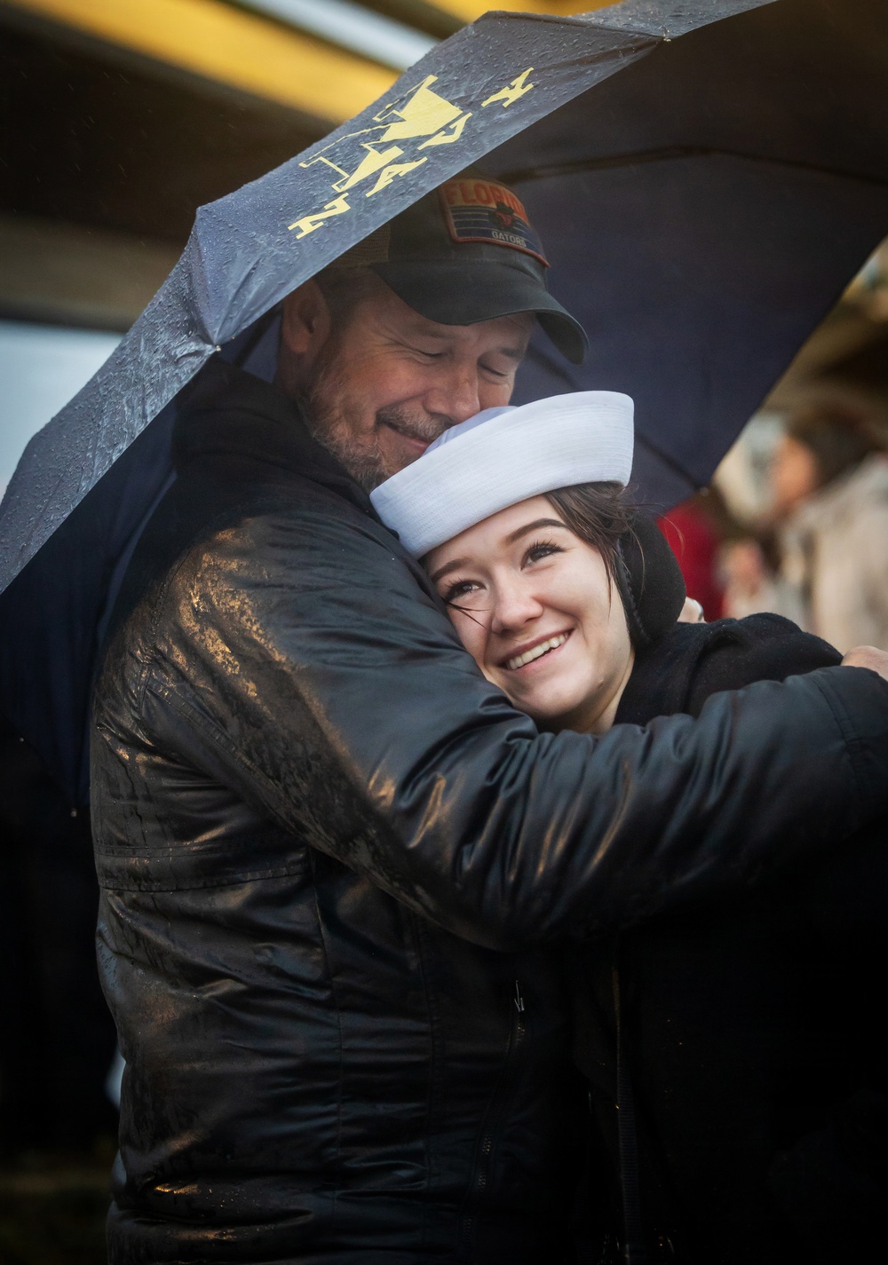 USS Nimitz comes home from nine month deployment.