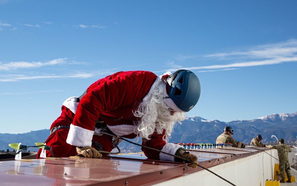 10th SFG(A) Holiday Rappel 2025