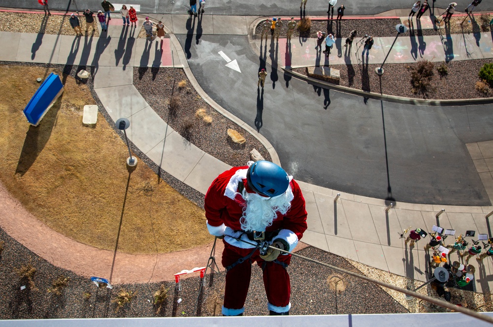 10th SFG(A) Holiday Rappel 2025