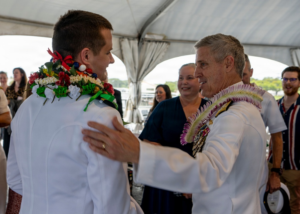 Adm. Steve Koehler, commander, U.S. Pacific Fleet, attends University of Hawaii Naval ROTC Commissioning Ceremony