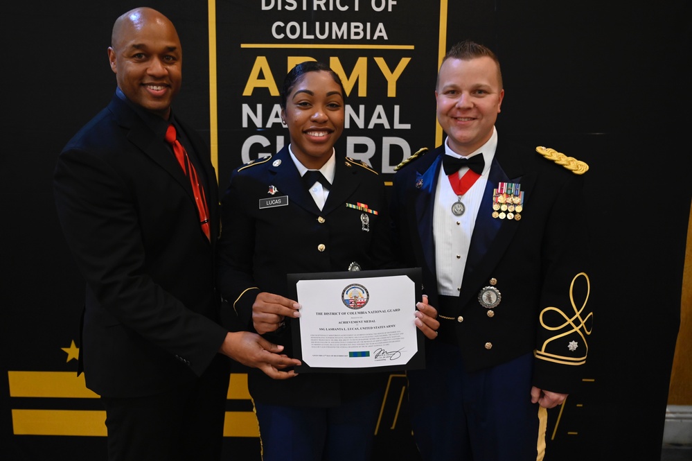 Inaugural D.C. National Guard Recruiting and Retention Battalion Awards Banquet