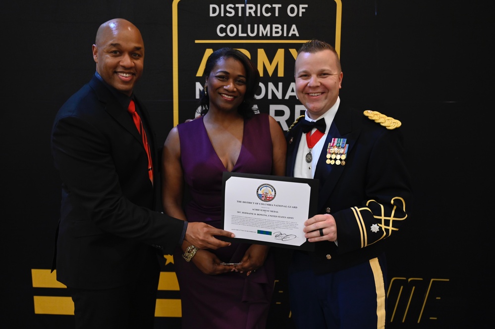 Inaugural D.C. National Guard Recruiting and Retention Battalion Awards Banquet