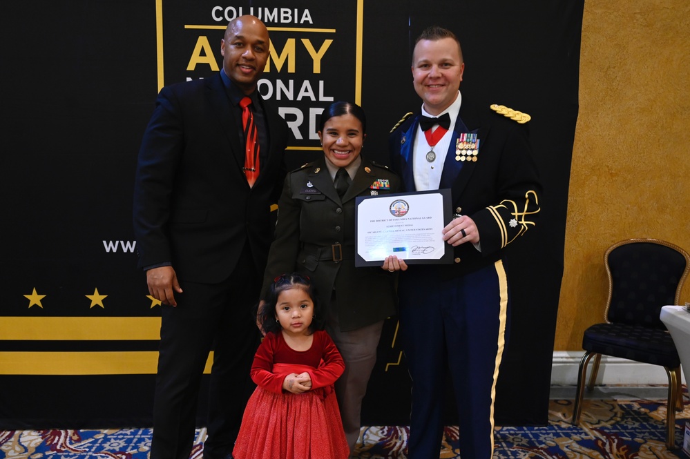 Inaugural D.C. National Guard Recruiting and Retention Battalion Awards Banquet
