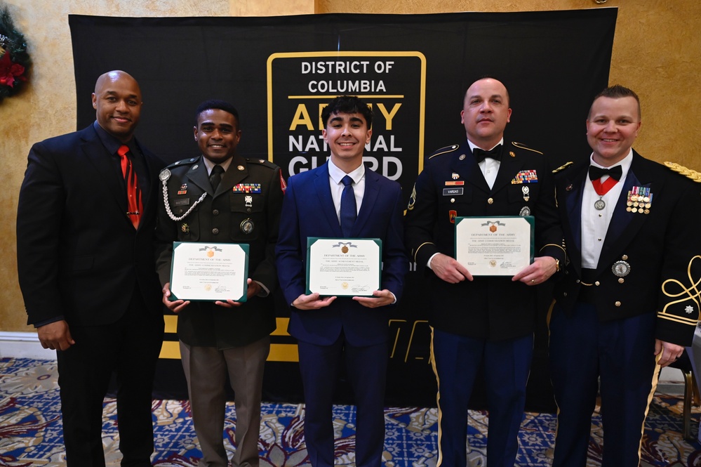 Inaugural D.C. National Guard Recruiting and Retention Battalion Awards Banquet