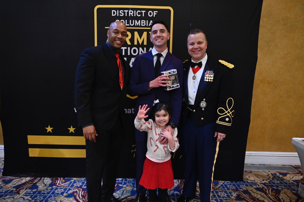 Inaugural D.C. National Guard Recruiting and Retention Battalion Awards Banquet