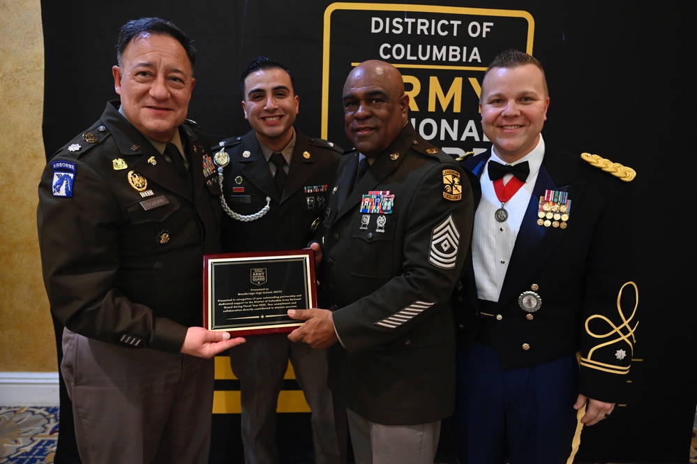 Inaugural D.C. National Guard Recruiting and Retention Battalion Awards Banquet