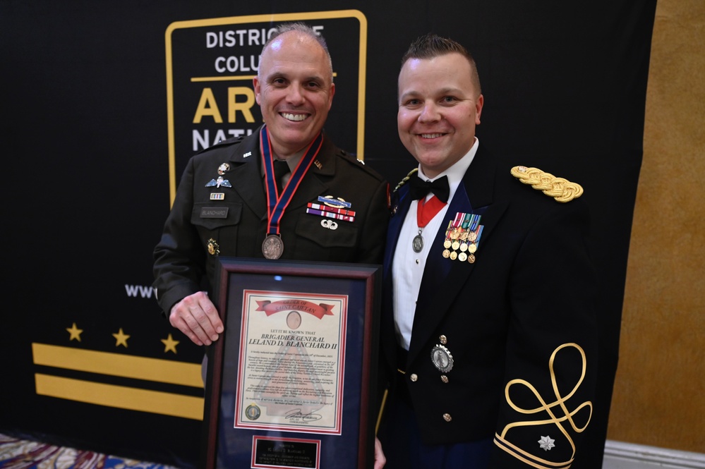 Inaugural D.C. National Guard Recruiting and Retention Battalion Awards Banquet