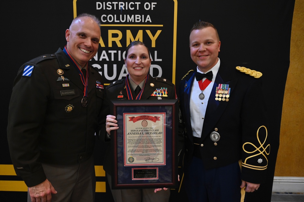 Inaugural D.C. National Guard Recruiting and Retention Battalion Awards Banquet
