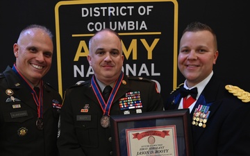 Inaugural D.C. National Guard Recruiting and Retention Battalion Awards Banquet