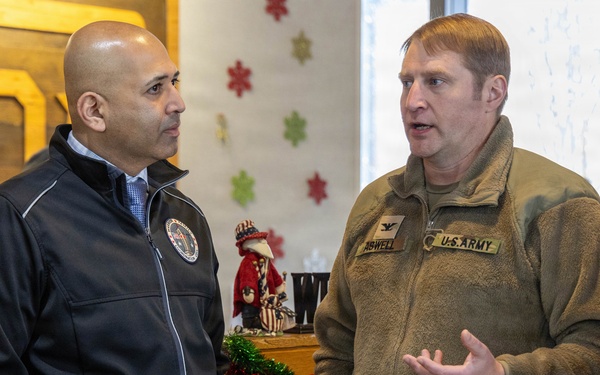 Walter Reed celebrates holidays with annual Christmas party