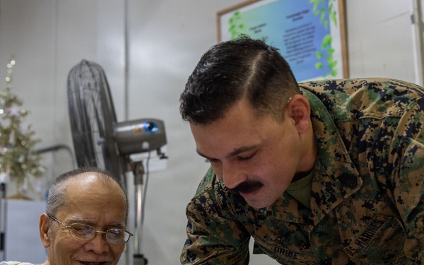 MRF-SEA, Philippine Service Members Support Filipino Communities During Local Holiday Outreach