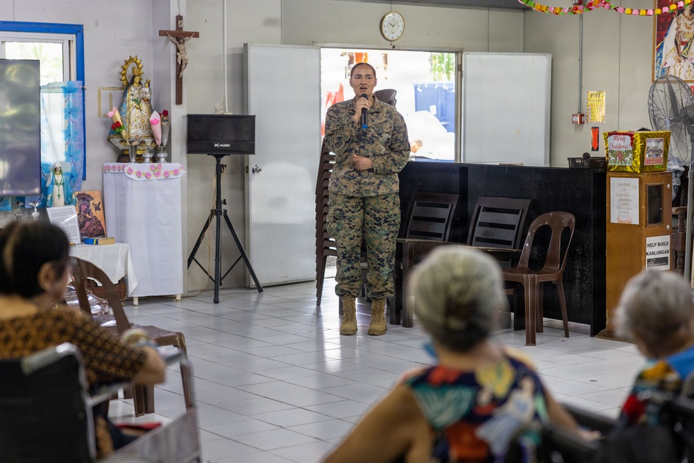 MRF-SEA, Philippine Service Members Support Filipino Communities During Local Holiday Outreach