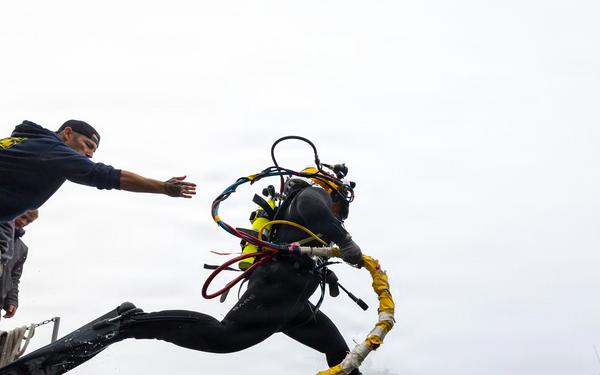 Code 760 Divers Salvage Operation