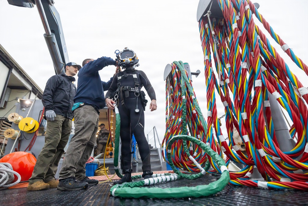 Code 760 Divers Salvage Operation