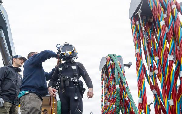 Code 760 Divers Salvage Operation