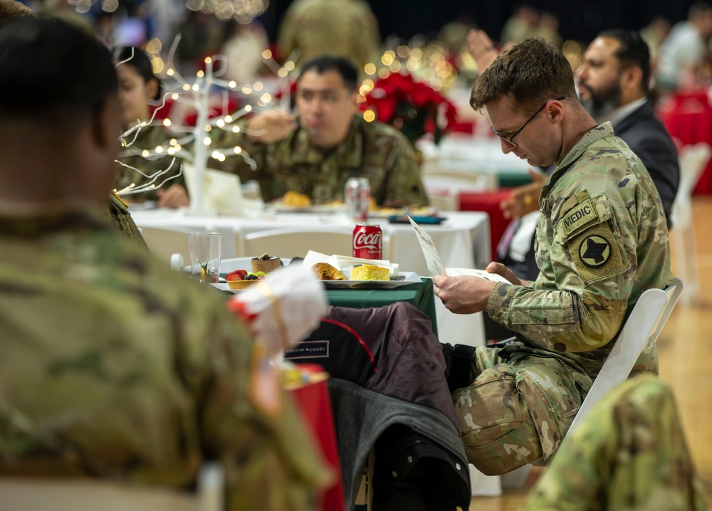 Holiday Luncheon Held at the D.C. Armory