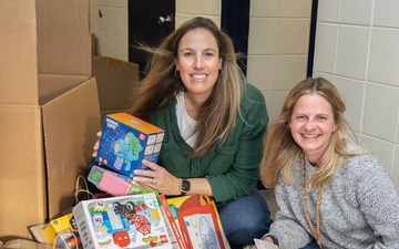 NUWC Division Newport sets command Toys for Tots donation record