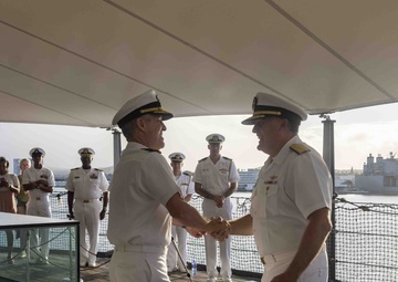 Navy Region Hawaii Commander Promoted to Two-Star Flag Officer