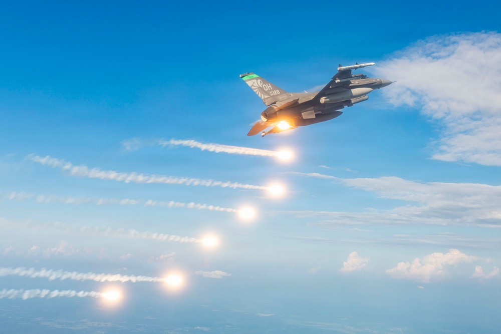 180FW Conducts Training Flight