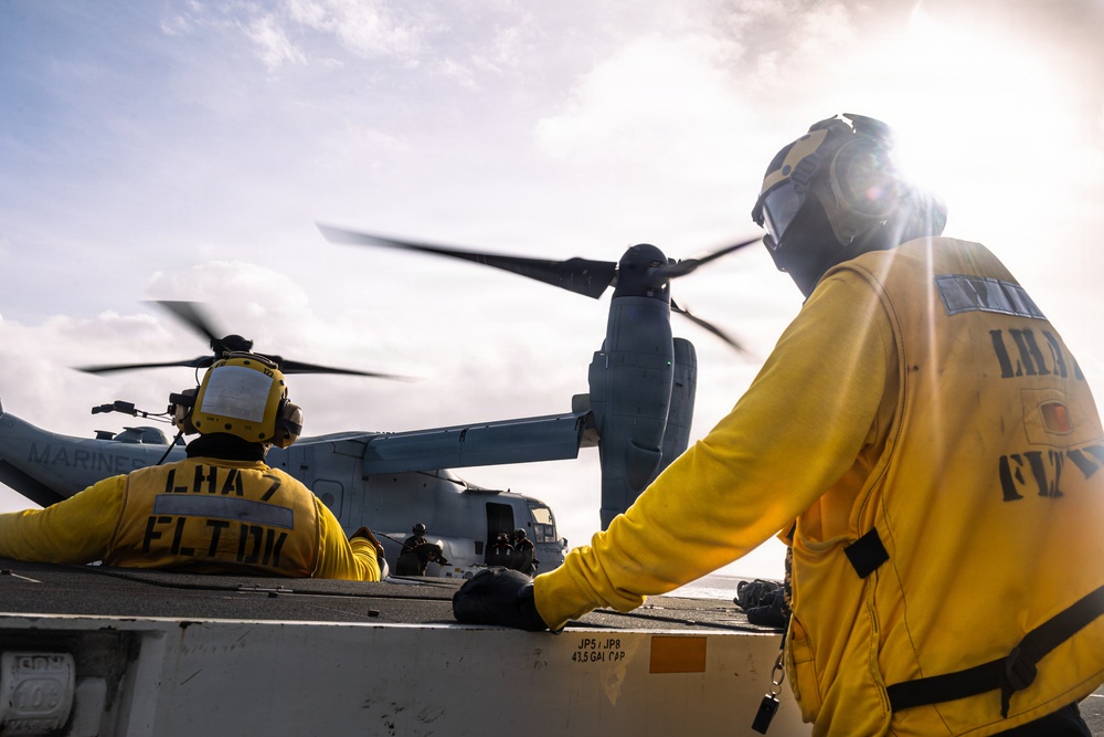31st MEU | Flight Ops aboard USS Tripoli