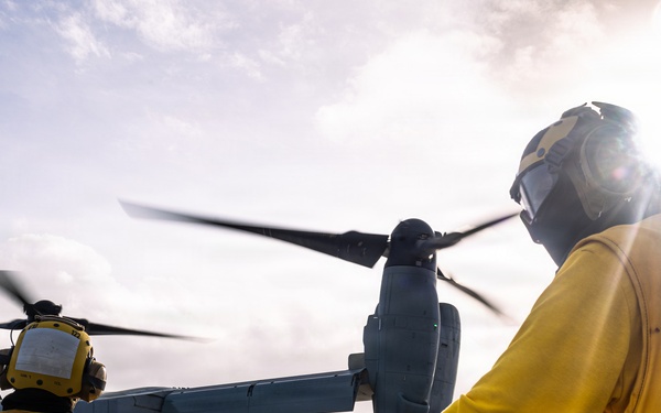 31st MEU | Flight Ops aboard USS Tripoli