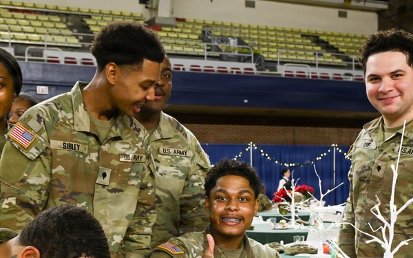 Guardsmen gather at D.C. Armory for holiday celebration