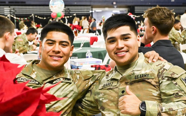 Guardsmen gather at D.C. Armory for holiday celebration