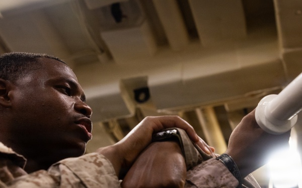 22nd MEU(SOC) | Marines Conduct MCMAP Aboard USS Fort Lauderdale