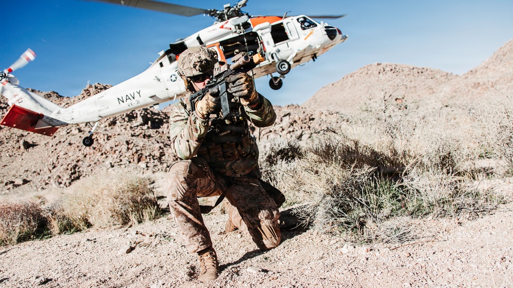 EOD Technicians Conduct a CSAR Drill