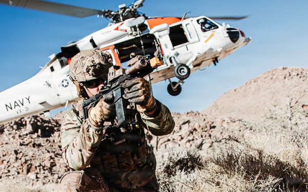 EOD Technicians Conduct a CSAR Drill