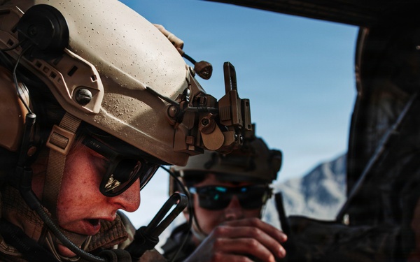 EOD Technicians Conduct a CSAR Drill